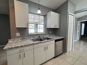 1841 SW Angelico Ln in Port St. Lucie, FL - Building Photo - Building Photo