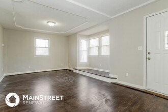 8840 N Main St in Kansas City, MO - Building Photo - Building Photo