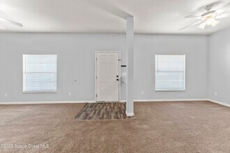 410 Eldron Blvd SE in Palm Bay, FL - Building Photo - Building Photo