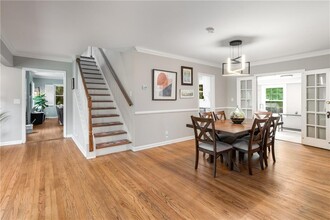 1235 Spring Valley Ln NE in Atlanta, GA - Building Photo - Building Photo