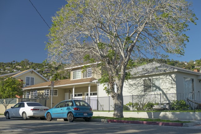 708 N Alisos St in Santa Barbara, CA - Building Photo - Building Photo