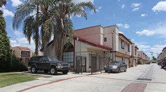 1440 California Ave in La Puente, CA - Building Photo