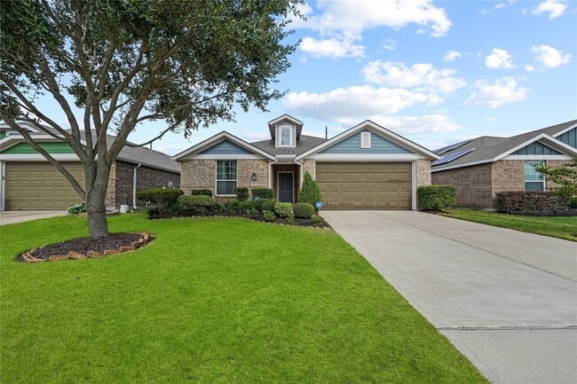 16330 Hillside Garden Ln