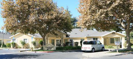 Conant Place in Modesto, CA - Building Photo - Building Photo