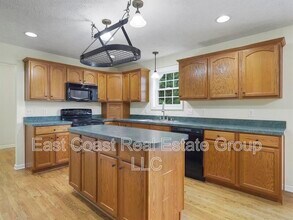 8693 Stottlemyer Rd in Waynesboro, PA - Building Photo - Building Photo
