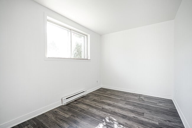 501 Rue Jubinville in Laval, QC - Building Photo - Building Photo