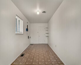 213 Clairemont Rd in El Paso, TX - Building Photo - Building Photo