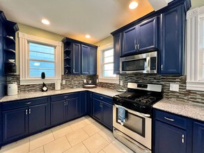 1325 Chesapeake Ave in Chesapeake, VA - Foto de edificio - Building Photo