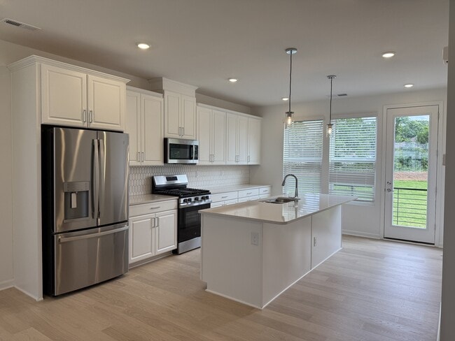 1732 Blanche St in Charlotte, NC - Building Photo - Building Photo