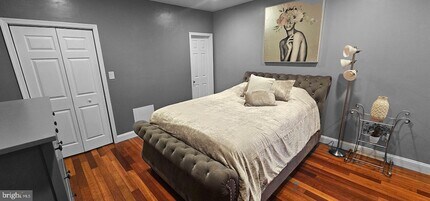 2206 Eutaw Pl in Baltimore, MD - Foto de edificio - Building Photo