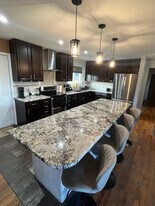 355 Gray St in Lakewood, CO - Building Photo