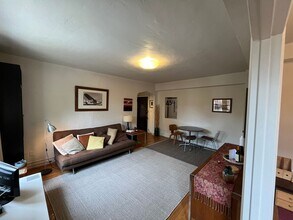 372 S Highland Ave in Pittsburgh, PA - Building Photo - Building Photo