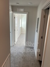 201 S Roaming Ln in Kuna, ID - Building Photo - Building Photo