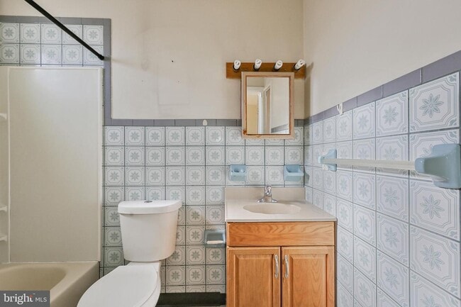 8 S Highland Ave photo'