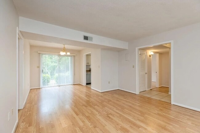 104 Country Club Dr in Niceville, FL - Building Photo - Building Photo