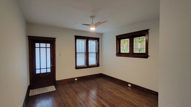 5539 Holly Hills Ave, Unit 5539 in St. Louis, MO - Foto de edificio - Building Photo