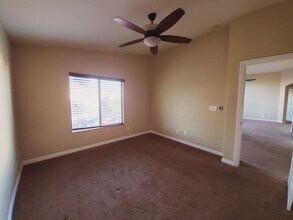 2265 Cortez Bank Way in Las Vegas, NV - Building Photo - Building Photo