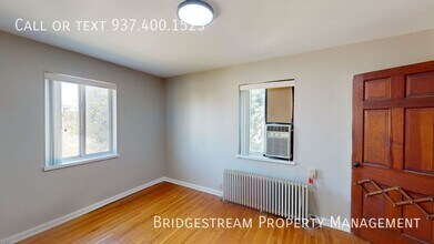 1549 Old Ln Ave-Unit -4 in Dayton, OH - Building Photo - Building Photo