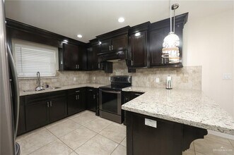2416 Lupita St in Weslaco, TX - Building Photo - Building Photo