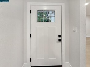 1158 Jensen Cir in Pittsburg, CA - Building Photo - Building Photo