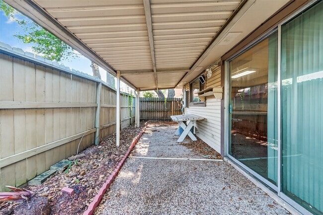 property at 1535 Beaconshire