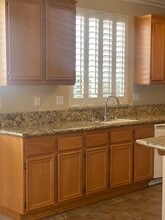 7866 Hogan Cir in Hemet, CA - Building Photo - Building Photo