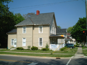 422 Washtenaw Ave in Ypsilanti, MI - Building Photo - Building Photo