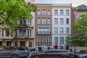 16 E 94th St in New York, NY - Building Photo - Building Photo