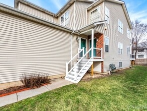 4909 Spencer Ave in Lisle, IL - Building Photo - Building Photo