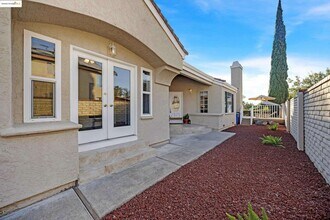 2380 Wayfarer Dr in Discovery Bay, CA - Building Photo - Building Photo