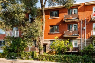 2111 Beaconsfield Av in Montréal, QC - Building Photo