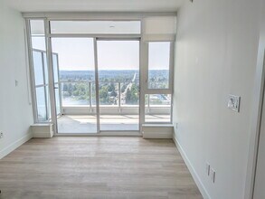 9675-9675 King George Blvd in Surrey, BC - Building Photo - Building Photo