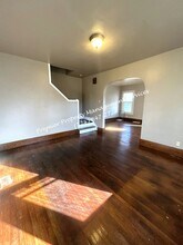 979 King St in Sharon, PA - Building Photo - Building Photo