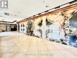 1425-1425 Vanier Pkwy in Ottawa, ON - Building Photo - Building Photo