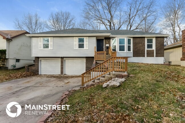 property at 13310 Palmer Ave