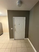 6413 Hollydale Pl in Riverview, FL - Building Photo - Building Photo