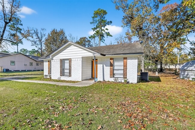 23567 Pine Forest Dr