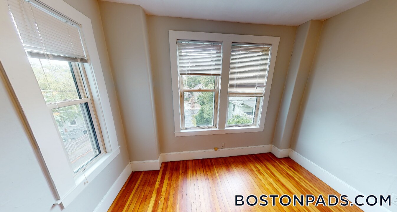 5 Elmer St in Cambridge, MA - Building Photo