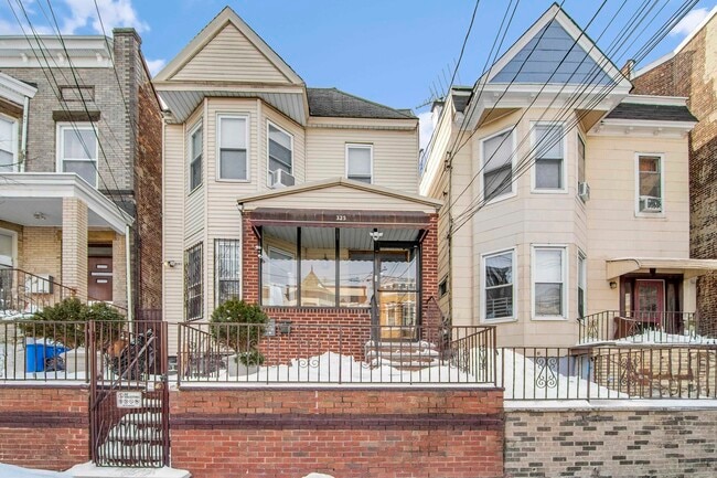 property at 325 57th St