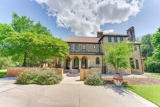 4120 Cochran Chapel Rd in Dallas, TX - Building Photo - Building Photo