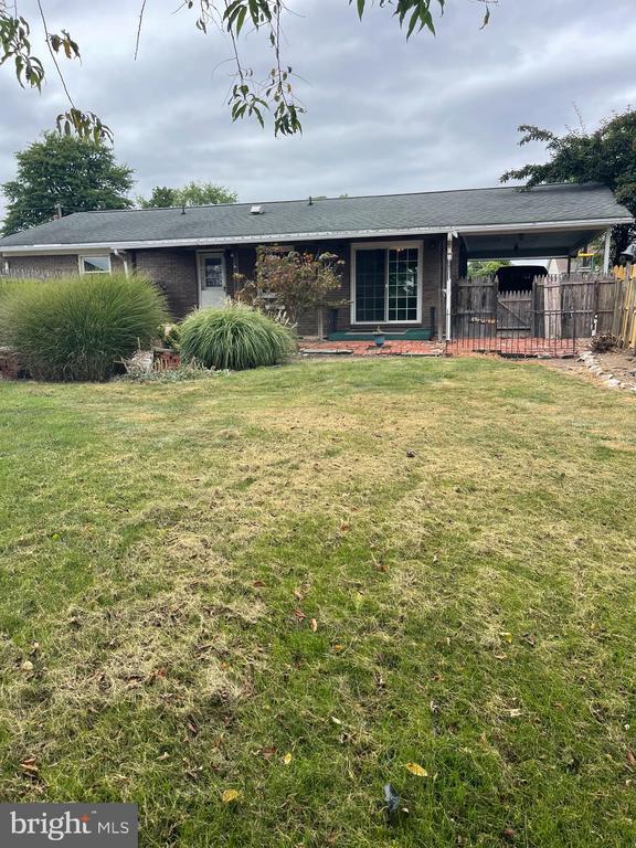 property at 1540 Brechbill Rd