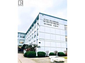 8XX W 61st Ave in Vancouver, BC - Building Photo - Building Photo