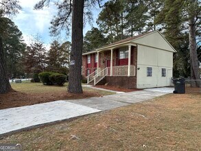 1613 Apple Valley Dr in Augusta, GA - Building Photo - Building Photo