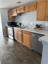 7830 40th Ave Dr W in Bradenton, FL - Building Photo - Building Photo