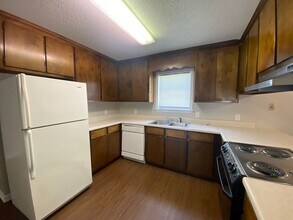 6107 Vinnie Dr in Valdosta, GA - Building Photo - Building Photo