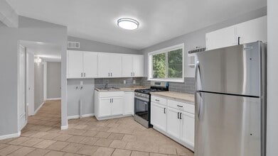 2844 E 43rd St N in Tulsa, OK - Building Photo - Building Photo