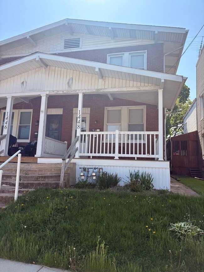 1448 W King St in West York, PA - Building Photo - Building Photo