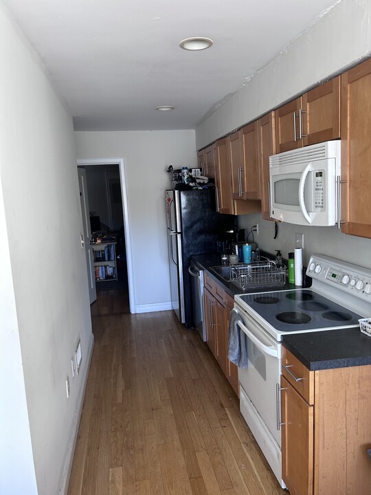 1017 Tremont St, Unit 1 in Boston, MA - Building Photo