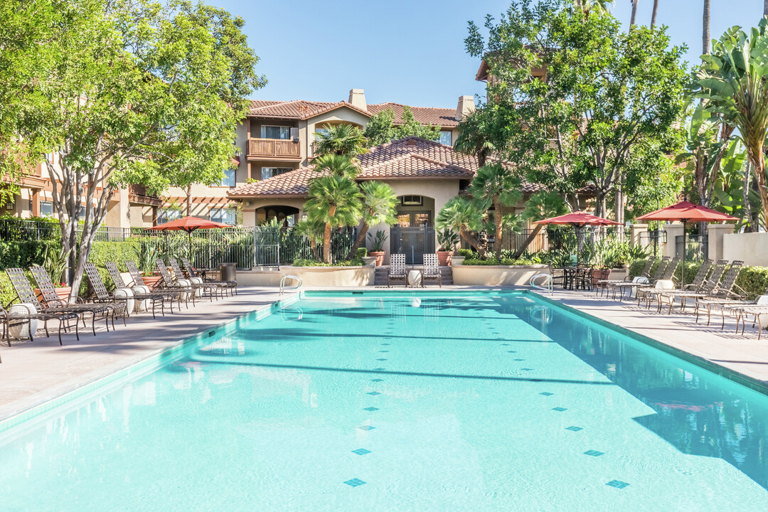 Rancho Monterey Apartment Homes in Tustin, CA - Foto de edificio