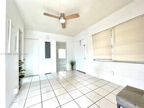 6228 Taylor St in Hollywood, FL - Building Photo - Building Photo